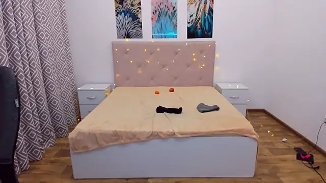 AlexiaDarren online show from December 2024 01:17:01 AM