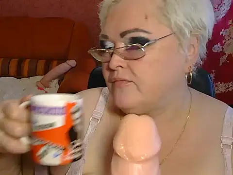 Snapshot of Iren4555 chatting on September 2025 05:45:02 AM Iren4555 online show from September 2025 05:45:02 AM