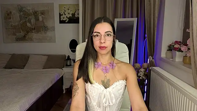 silver eve online show from October 2025 12:46:01 PM