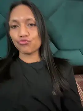 DarlingJenny22 online show from April 2026 07:33:02 PM