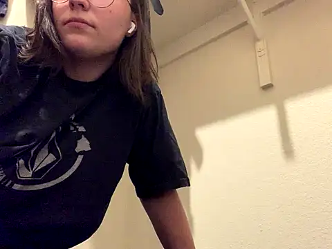  minikui  online show from October 2025 01:58:02 AM