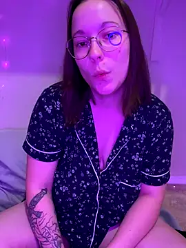  minikui  online show from October 2025 05:31:02 PM