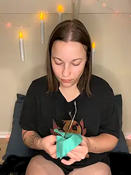  minikui  online show from October 2025 04:08:02 PM