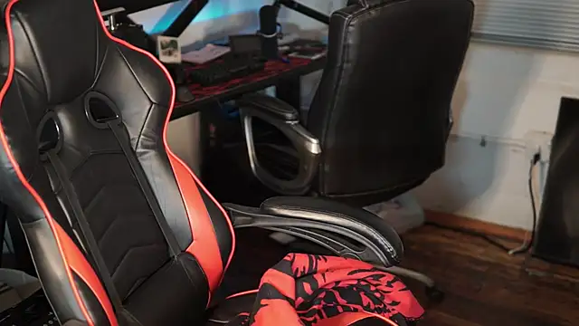 Snapshot of Bubbleliyah chatting on December 2024 12:23:01 AM Bubbleliyah online show from December 2024 12:23:01 AM