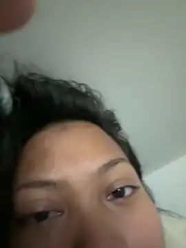 Snapshot of Bubbleliyah chatting on January 2025 12:52:02 AM Bubbleliyah online show from January 2025 12:52:02 AM