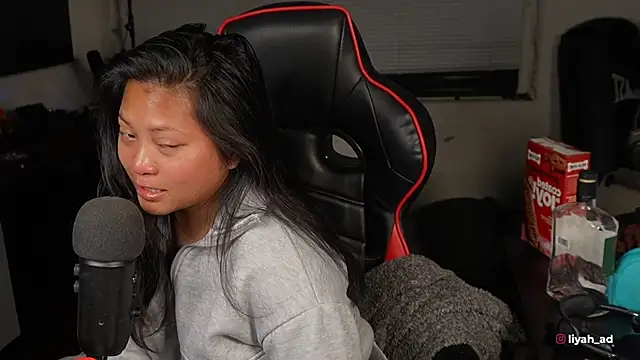 Bubbleliyah online show from November 2025 09:30:02 AM