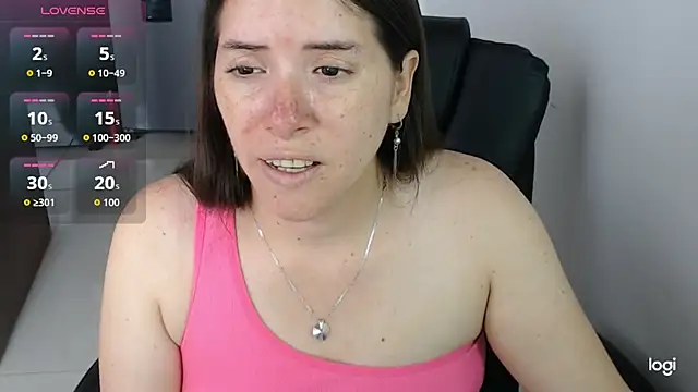 spicey latina online show from June 2026 04:20:02 PM