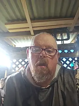 Snapshot of Bigfellah09 chatting on July 2026 11:42:02 PM Bigfellah09 online show from July 2026 11:42:02 PM