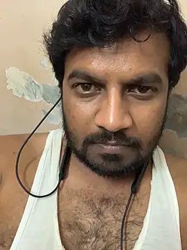 Snapshot of Rocky_1907 chatting on December 2025 01:03:01 AM Rocky 1907 online show from December 2025 01:03:01 AM