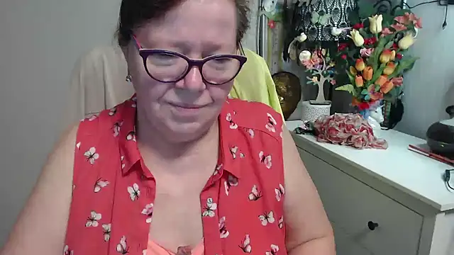 Snapshot of Adelewildx chatting on March 2026 05:44:01 AM Adelewildx online show from March 2026 05:44:01 AM