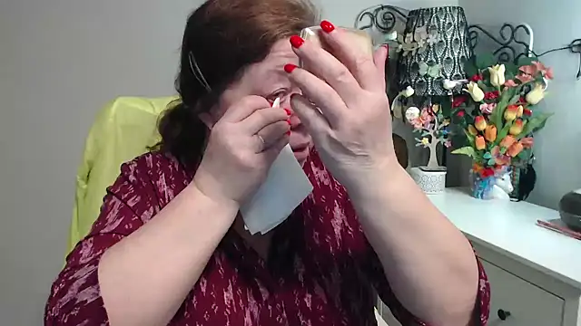 Snapshot of Adelewildx chatting on March 2026 04:17:01 AM Adelewildx online show from March 2026 04:17:01 AM