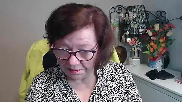 Snapshot of Adelewildx chatting on March 2026 03:41:02 AM Adelewildx online show from March 2026 03:41:02 AM