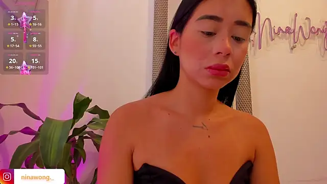 NinaWong online show from April 2026 02:44:02 PM