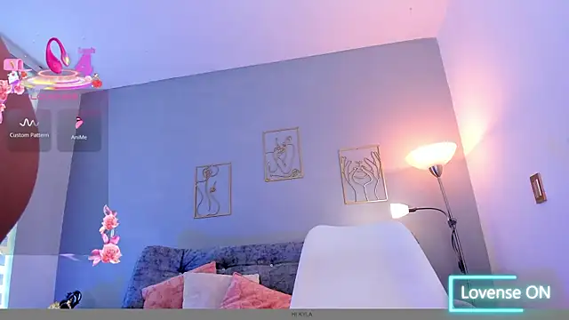 Snapshot of KylaMorrison chatting on October 2025 05:08:01 PM KylaMorrison online show from October 2025 05:08:01 PM