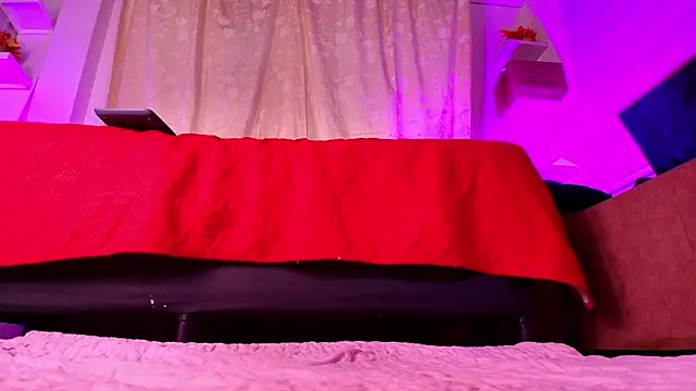 Snapshot of emyli_sw_ chatting on February 2025 03:11:02 AM emyli sw online show from February 2025 03:11:02 AM