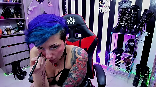 Snapshot of Mistress_Yelena chatting on March 2025 09:31:02 PM Mistress Yelena online show from March 2025 09:31:02 PM