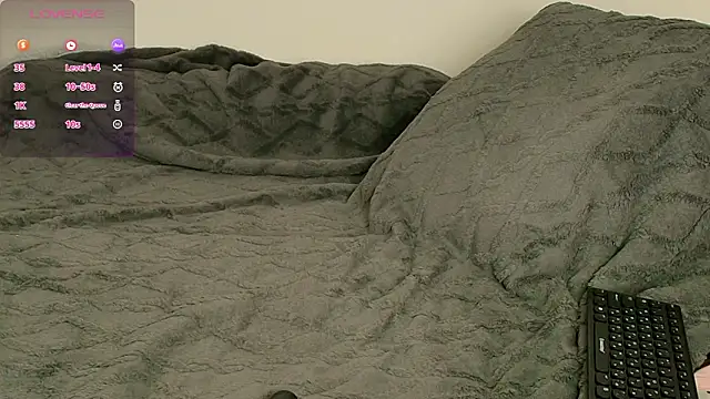 Snapshot of SuchArt_ chatting on March 2026 03:50:02 PM SuchArt online show from March 2026 03:50:02 PM