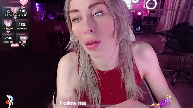 AnnieGOld  online show from March 2026 07:28:02 PM