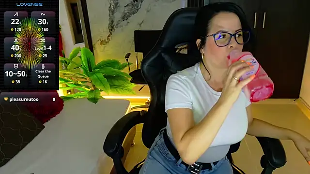 Snapshot of pamelajackson chatting on January 2025 10:04:01 PM pamelajackson online show from January 2025 10:04:01 PM