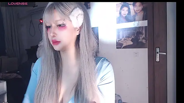 Snapshot of candy_cola chatting on October 2025 02:00:01 AM candy cola online show from October 2025 02:00:01 AM