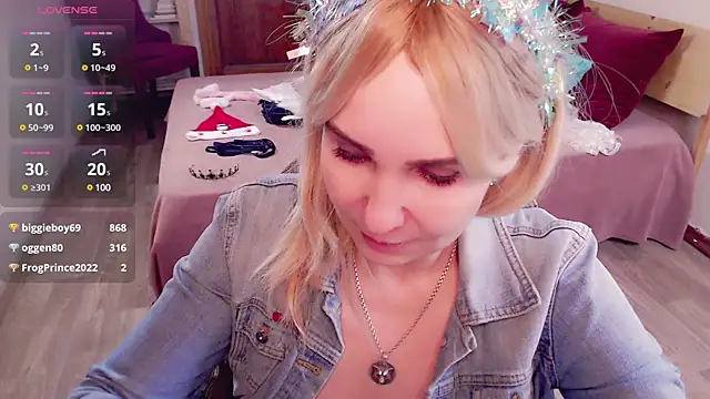  unique cam  online show from December 2024 10:45:02 AM