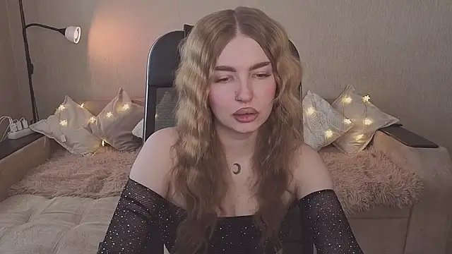 ViolettaLopez online show from February 2026 12:56:02 PM