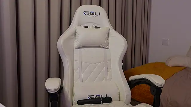 Snapshot of SweeetAlegra chatting on February 2025 10:04:01 PM SweeetAlegra online show from February 2025 10:04:01 PM