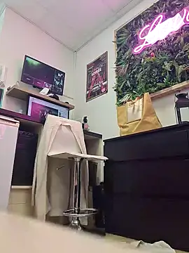 Snapshot of Nathotsexy1 chatting on December 2024 01:30:02 PM Nathotsexy1 online show from December 2024 01:30:02 PM