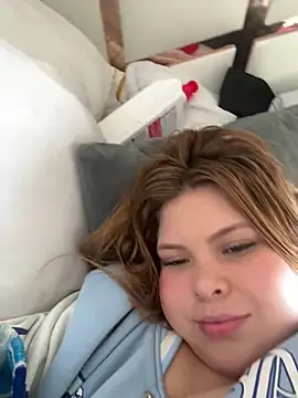 Snapshot of AshlyRouse chatting on December 2024 06:48:01 PM AshlyRouse online show from December 2024 06:48:01 PM