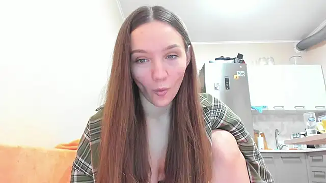 Snapshot of Naughty_Molly chatting on November 2025 10:10:02 AM Naughty Molly online show from November 2025 10:10:02 AM
