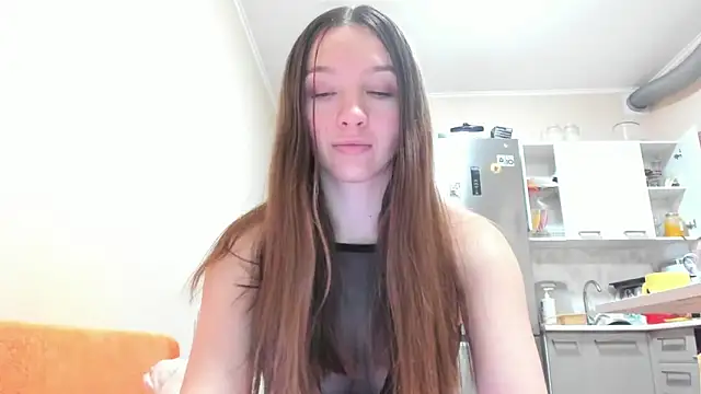 Snapshot of Naughty_Molly chatting on December 2025 04:05:01 PM Naughty Molly online show from December 2025 04:05:01 PM