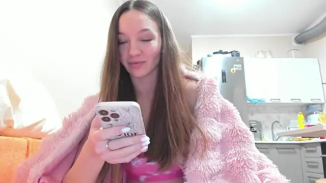 Snapshot of Naughty_Molly chatting on January 2026 10:25:01 PM Naughty Molly online show from January 2026 10:25:01 PM