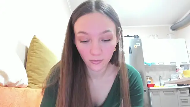 Snapshot of Naughty_Molly chatting on February 2026 08:01:01 PM Naughty Molly online show from February 2026 08:01:01 PM