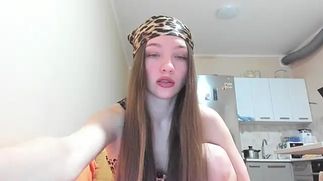 Snapshot of Naughty_Molly chatting on March 2026 04:29:02 PM Naughty Molly online show from March 2026 04:29:02 PM