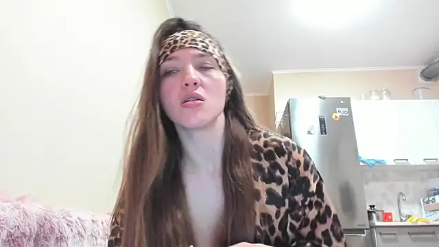 Snapshot of Naughty_Molly chatting on March 2026 04:51:02 PM Naughty Molly online show from March 2026 04:51:02 PM