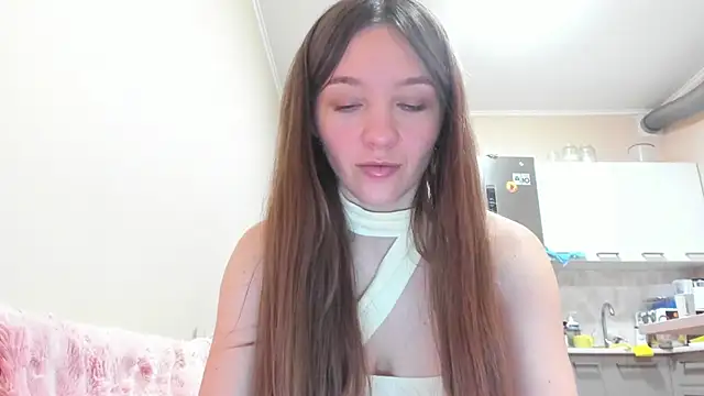 Snapshot of Naughty_Molly chatting on April 2026 06:17:01 PM Naughty Molly online show from April 2026 06:17:01 PM