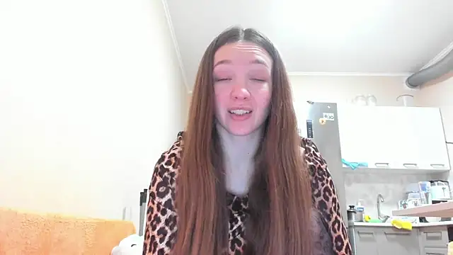Snapshot of Naughty_Molly chatting on April 2026 05:17:01 PM Naughty Molly online show from April 2026 05:17:01 PM