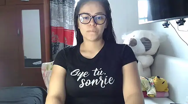 mayhott2 online show from January 2025 07:10:01 PM