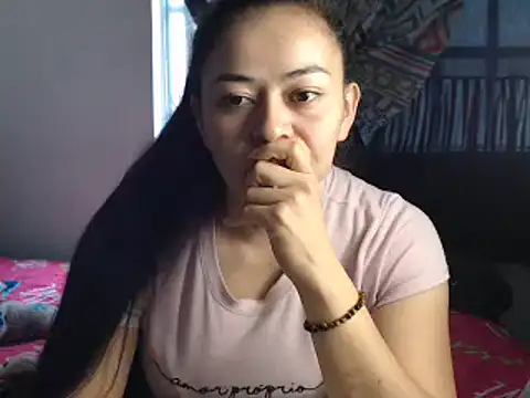 mayhott2 online show from January 2025 08:31:02 PM