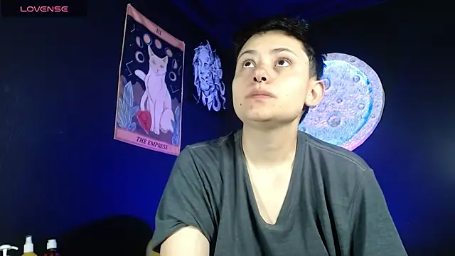 girl intense444 online show from November 2025 12:49:01 PM