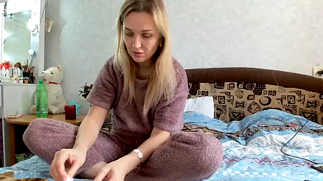 Snapshot of ModelEva chatting on February 2025 09:56:01 AM ModelEva online show from February 2025 09:56:01 AM