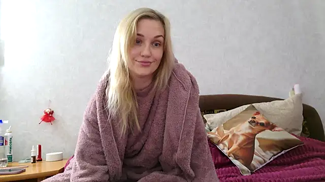 Snapshot of ModelEva chatting on October 2025 06:21:01 AM ModelEva online show from October 2025 06:21:01 AM