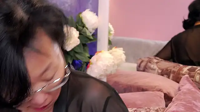 Asian legs online show from February 2026 09:54:02 AM