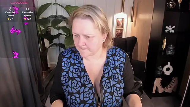 ScarlettSoft online show from June 2026 06:04:01 AM