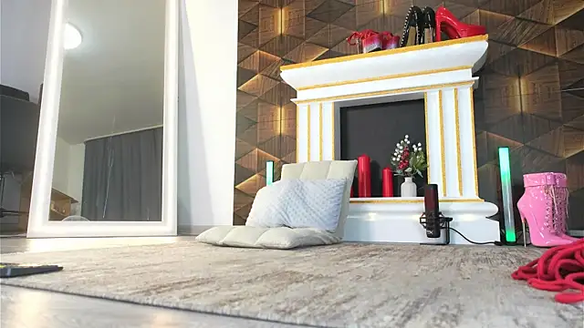 Angelalive online show from February 2025 11:40:02 AM