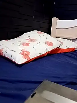 KrikaCat online show from March 2025 10:10:01 PM