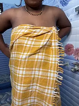 Dhiyapink online show from February 2025 12:39:02 PM