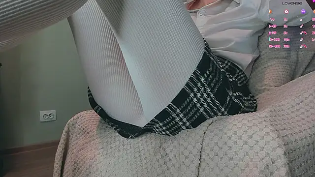 Snapshot of queen_carly chatting on February 2026 07:10:02 PM queen carly online show from February 2026 07:10:02 PM