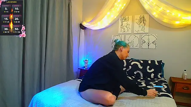 BEASTintheBEAUTY online show from February 2025 07:10:02 PM