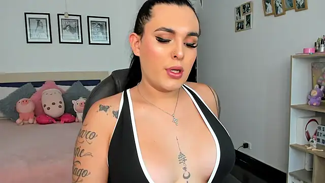 Snapshot of naty_pink chatting on April 2026 03:28:02 PM naty pink online show from April 2026 03:28:02 PM
